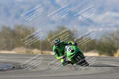 media/Dec-07-2025-CVMA (Sun) [[3e7d2de5dc]]/Race 12- Formula 40 MW and LW/